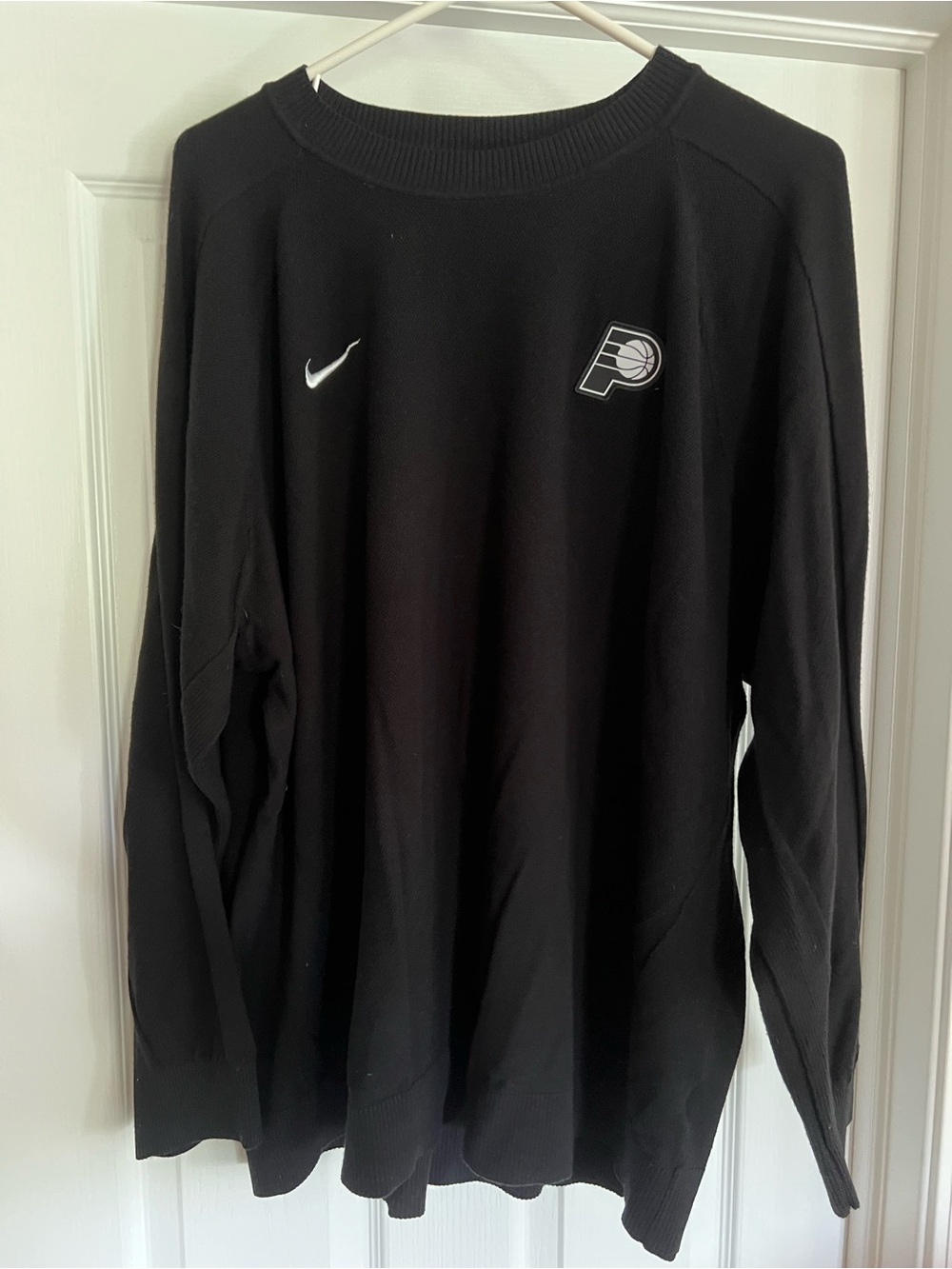 Nike Men’s Black Indiana Pacers Crew Sweater/Sweatshirt